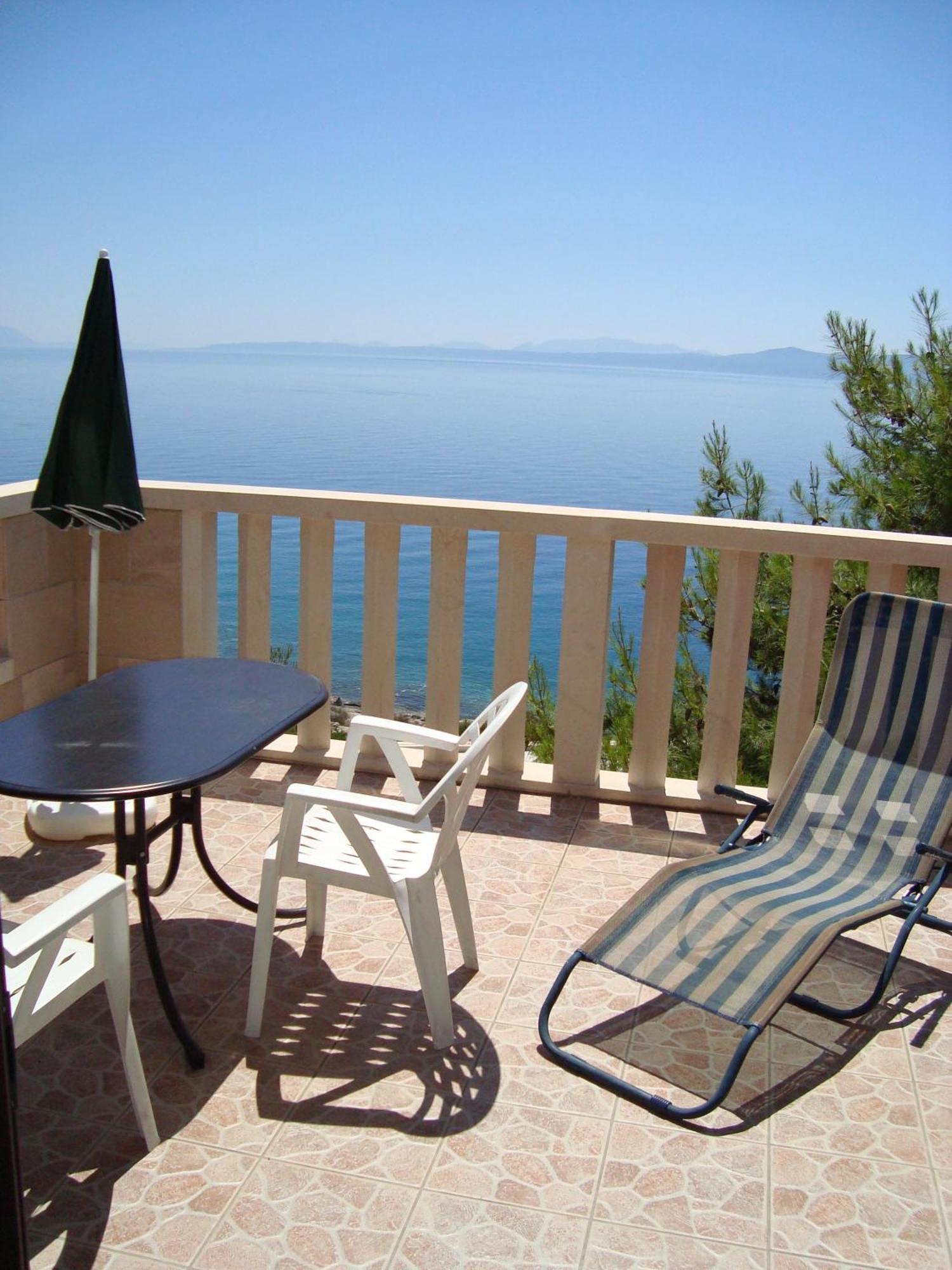Villa Adagio Apartments Sumartin Bagian luar foto