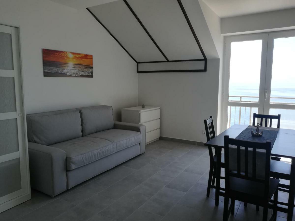 Villa Adagio Apartments Sumartin Bagian luar foto