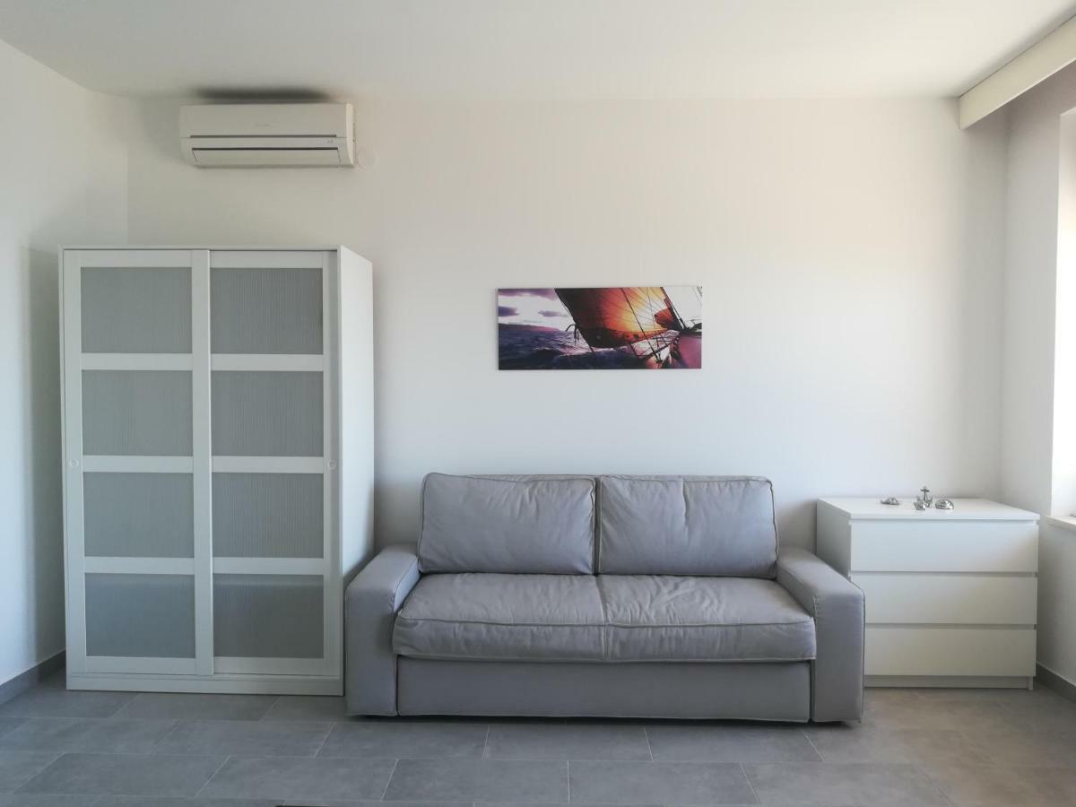 Villa Adagio Apartments Sumartin Bagian luar foto
